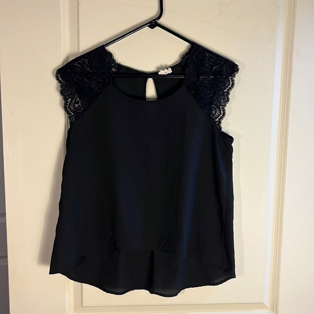 Woman’s Black Tank Top